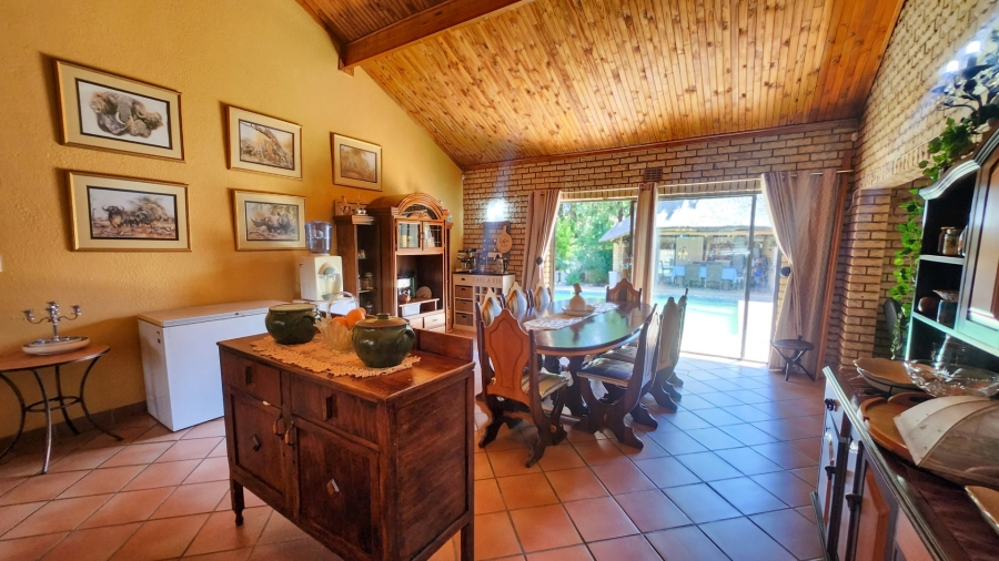 4 Bedroom Property for Sale in Flamwood North West